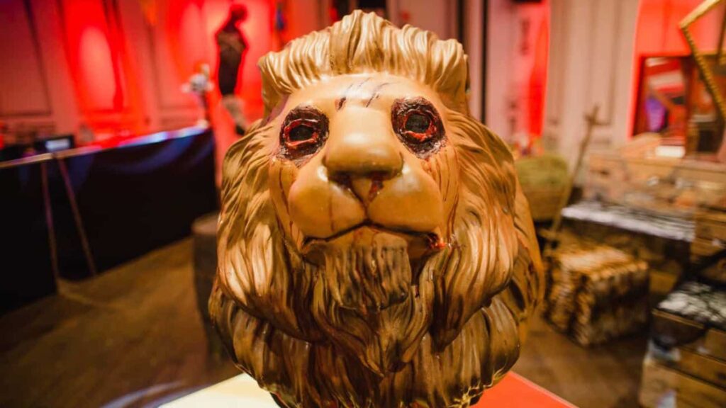 Lion prop with halloween theming