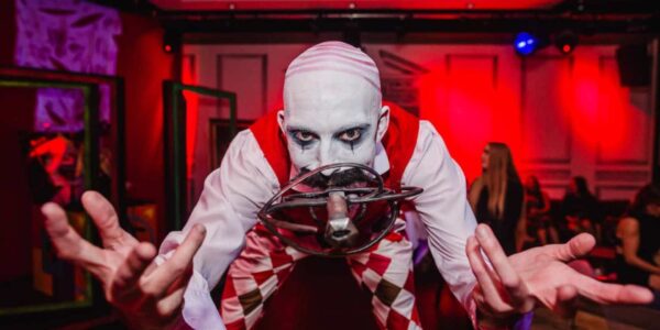 Halloween-Danger-Act-Performer