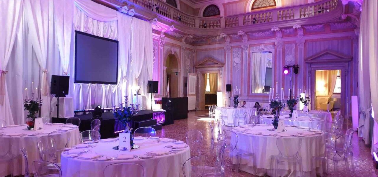 Masquerade-Event-Styling-For-Venice-Gala-Dinner