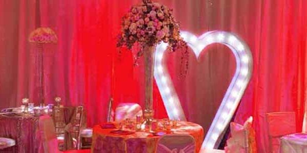 Valentine's-and-Love-Themed-Event-Theming