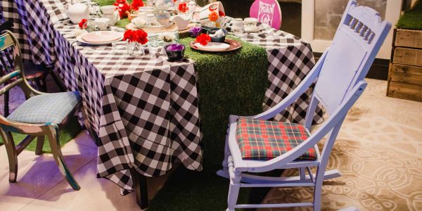 Alice-In-Wonderland-Seating