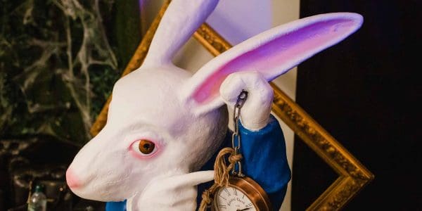 Alice-In-Wonderland-White-Rabbit-Prop