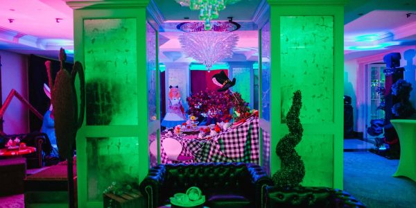 Alice-in-Wonderland-Venue-Transformation