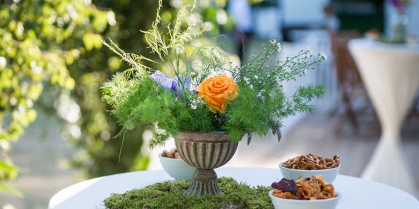 Bespoke-Easter-Table-Decorations