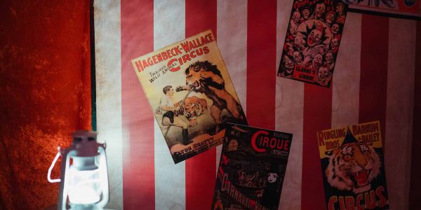 Circus-Backdrop-Props