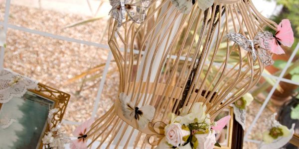 Easter-Floral-Decoration