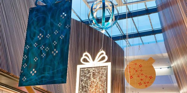 Classic-Christmas-Commercial-Christmas-Displays