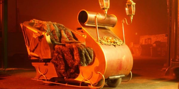 Classic-Christmas-Theme-Chariot-Prop