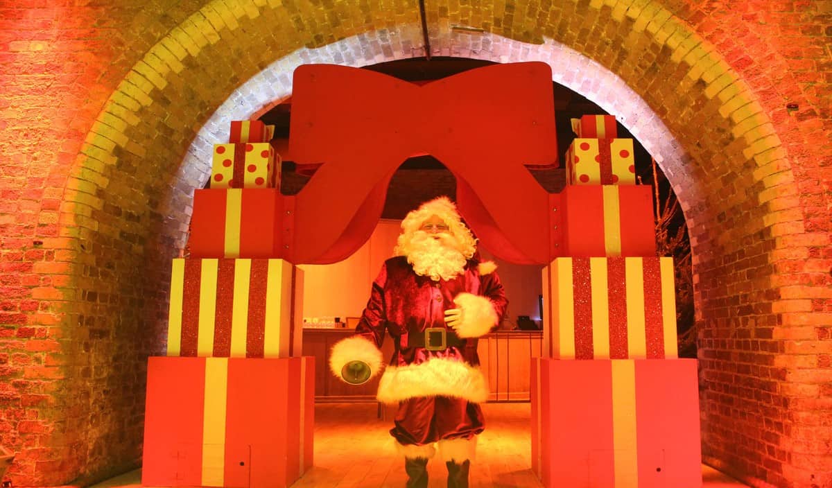 Santa Claus hire and Santa Impersonators for christmas themed events