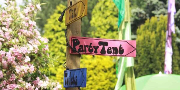 Colourful-Signage-For-Festival