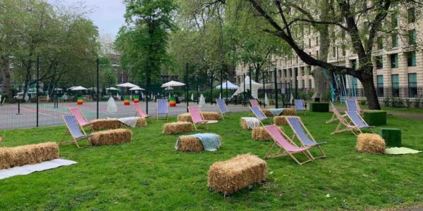 Deck-Chairs-And-Hay-Bale-Seating