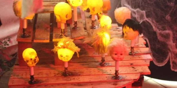 Dolls-Head-Props-Used-As-Lights-For-Halloween-Event