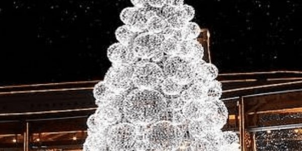 LED-Commercial-Christmas-Tree