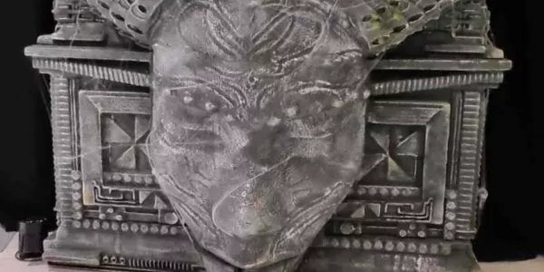Occult-Tomb-Themed-Halloween-Prop