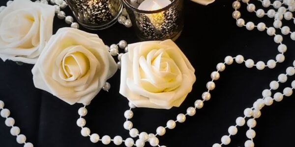 Pearls-And-Flower-Hollywood-Props