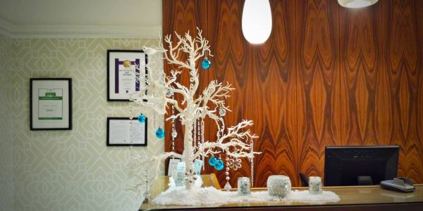 Small-Classic-Christmas-Decorations