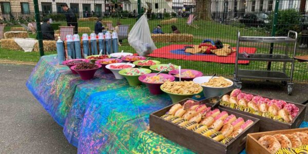 Sweet-Table-For-Festival-Event-Guests