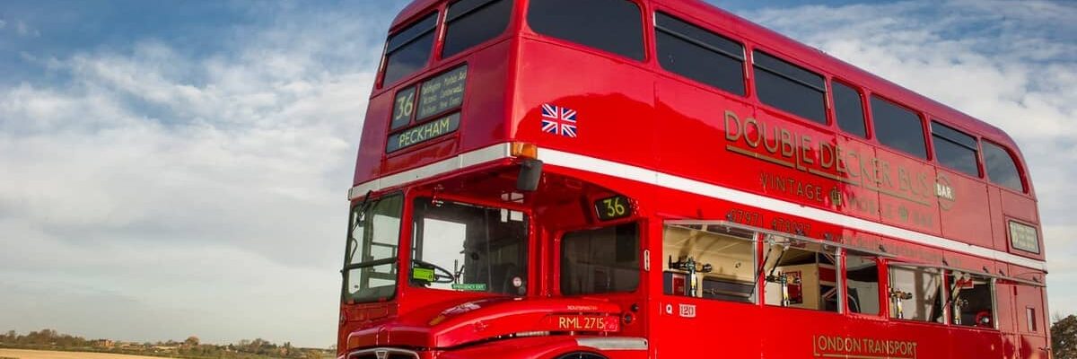 Travel-Management-Services-Red-Bus-Bar