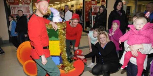 Family-Friendly-Elf-Meet-And-Greet-For-Christmas