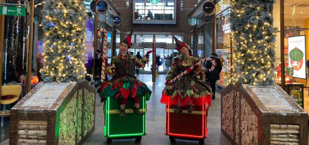 Runaway-Christmas-Presents-In-A-Shopping-Centre