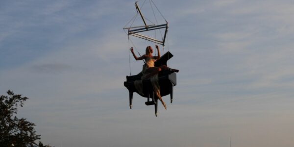 Aerial-Performers-For-Opening-Shows