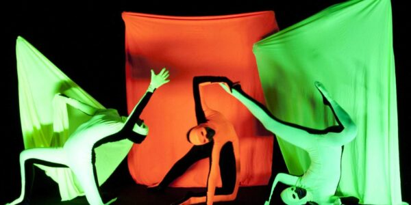Acrobatic-Dancers-For-Hire