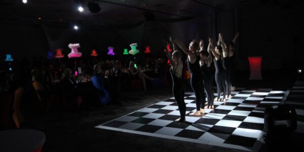 Shadow-Dancers