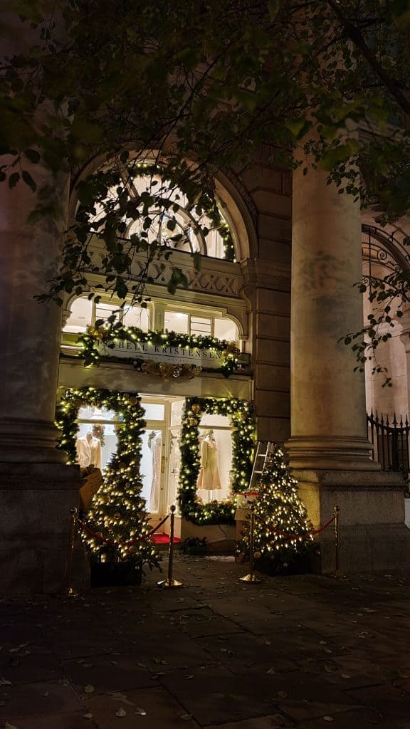 Pop Up Shop Christmas Decorations Isabell Kristensen.