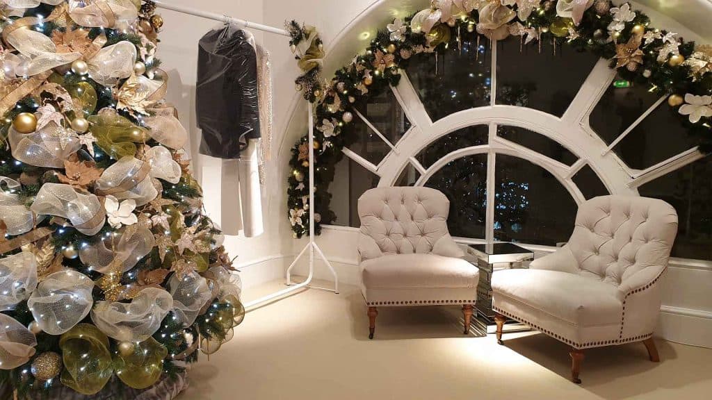 Isabell Kristensen Christmas Tree and decorations.