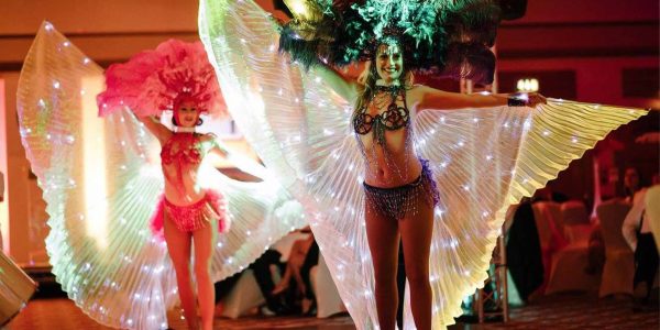 Valentines-event-show-girls