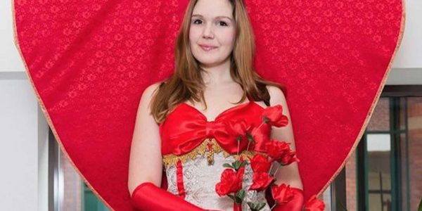 Valentines-love-heart-entertainer