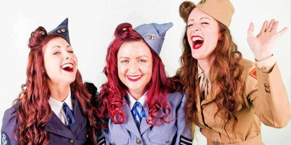 1940s-inspired-vintage-military-singers