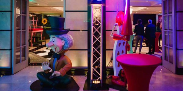 Giant-alice-in-wonderland-prop-hire