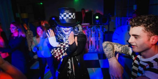 Tim-Burton-alice-in-wonderland-themed-event-entertainment