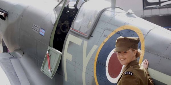 Vera-Lynn-by-Spitfire