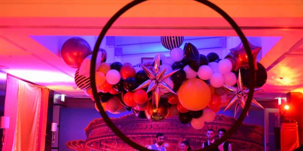 Vintage-Circus-Balloon-Bar