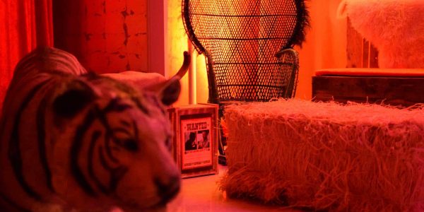 Vintage-Circus-Event-Furniture