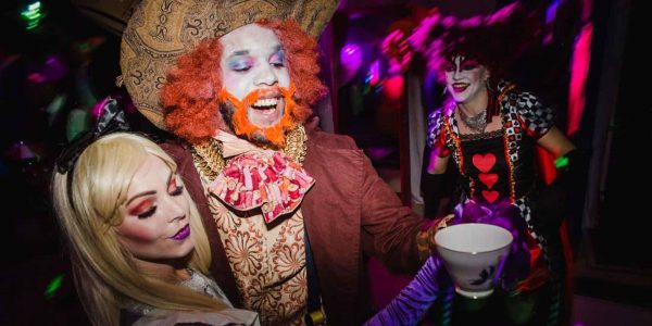 alice-the-mad-hatter-and-the-red-queen-acts-to-hire