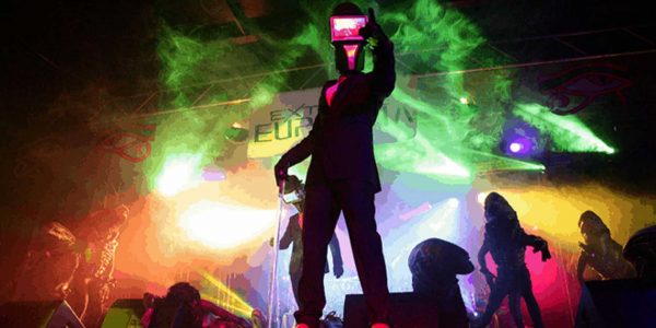 sci-fi-stage-performance