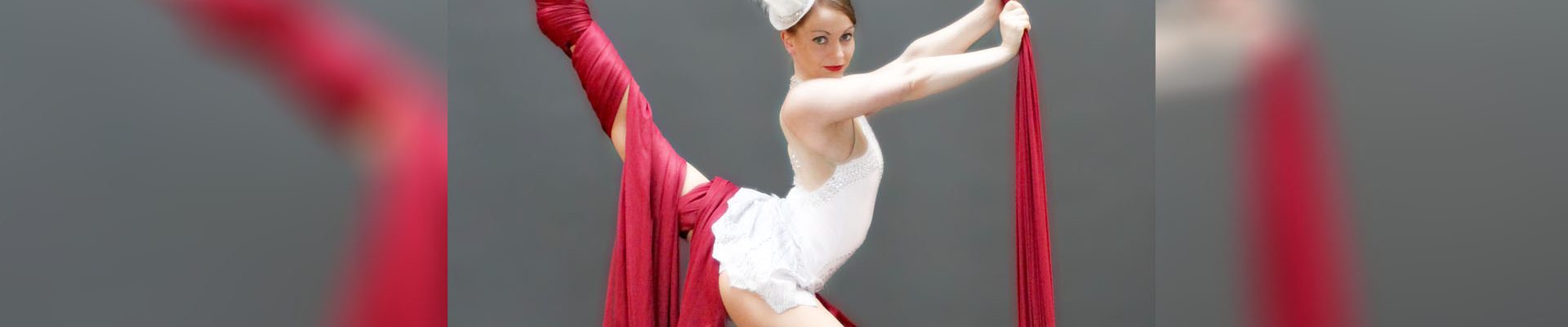 Aerialist-and-Acrobatic-show-aerial-circus Aerialist-and-Acrobatic-show-aerial-circus