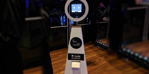 Robotic-Selfie-Booth