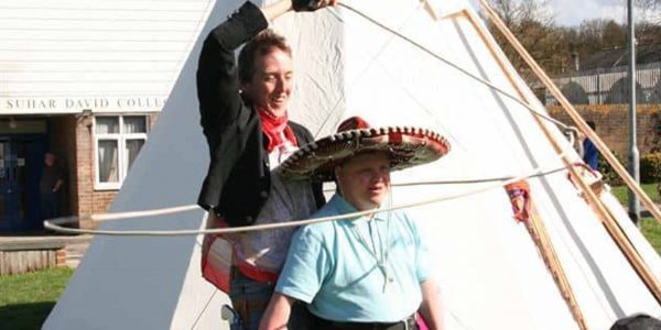 Lasso-entertainer-for-wild-west-event