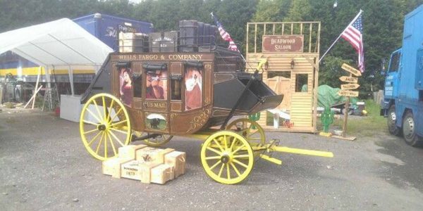 stage-coach-photo-booth-for cowboy-venue-theming