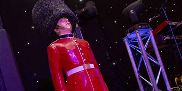 Queens-guard-prop