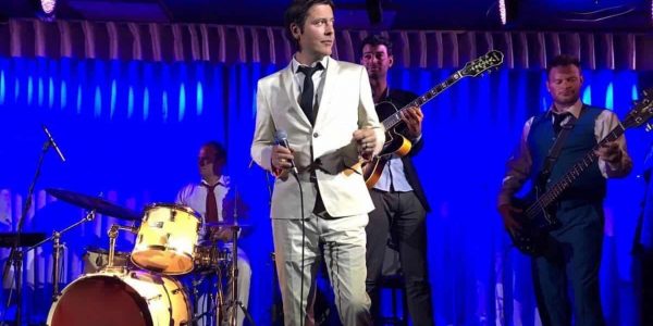 Band-and-Singer-Hire