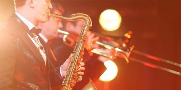 Show-Band-Hire