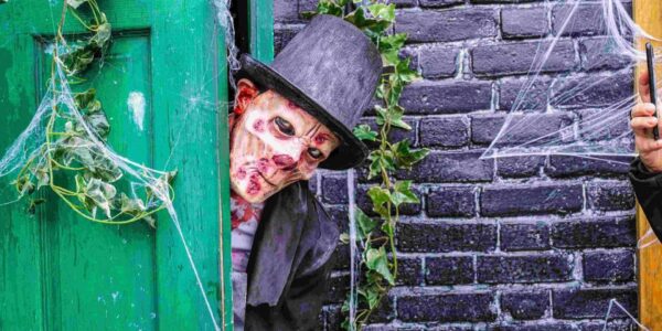 Southport-BID-Halloween-Event-Actor-Behind-Door - 1