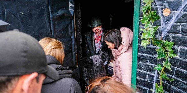 Spooky-Southport-Festival-Visitors