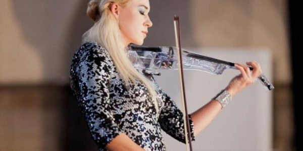 Violinist-Musician-Hire