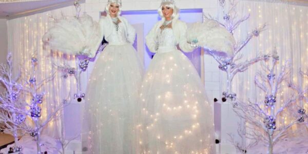Snow-Themed-LED-Christmas-Stilt-Walkers